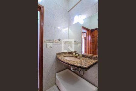 Apartamento à venda com 57m², 2 quartos e 1 vagaBanheiro Social