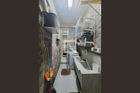 Apartamento à venda com 70m², 2 quartos e 2 vagasÁrea de Serviço