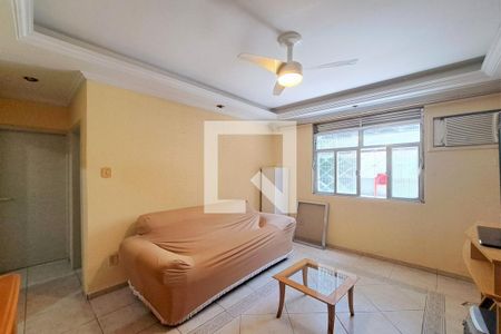 Apartamento à venda com 70m², 2 quartos e 2 vagasSala