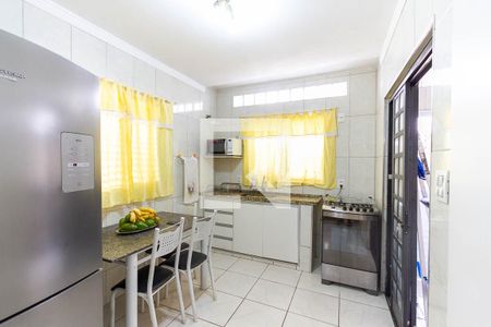 Casa à venda com 400m², 5 quartos e 3 vagasCozinha