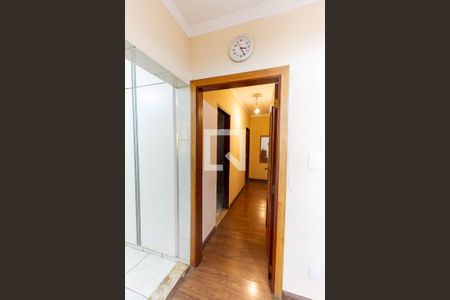 Casa à venda com 400m², 5 quartos e 3 vagasCorredor