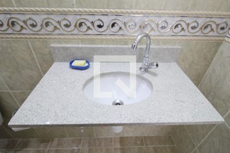 Apartamento para alugar com 50m², 2 quartos e sem vagaBanheiro