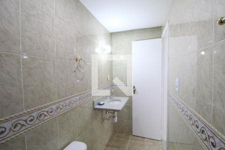 Apartamento para alugar com 50m², 2 quartos e sem vagaBanheiro