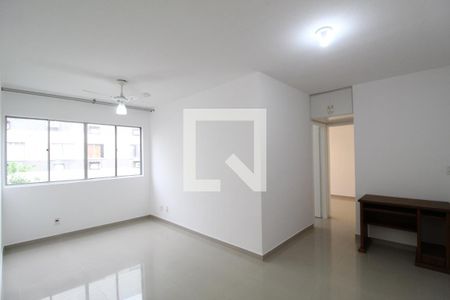 Sala de apartamento para alugar com 2 quartos, 50m² em Freguesia (jacarepaguá), Rio de Janeiro