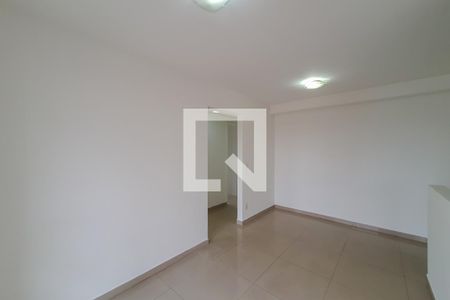 Sala de apartamento para alugar com 3 quartos, 55m² em Liberdade, São Paulo