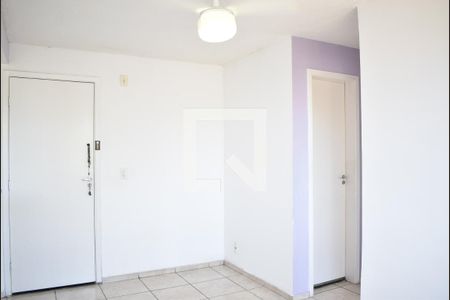 Sala de apartamento para alugar com 2 quartos, 45m² em Guaratiba, Rio de Janeiro