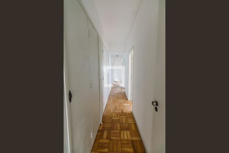 Corredor de apartamento para alugar com 3 quartos, 222m² em Perdizes, São Paulo