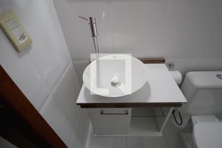 Casa para alugar com 110m², 3 quartos e 3 vagasBanheiro