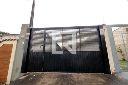 Casa para alugar com 110m², 3 quartos e 3 vagasFachada