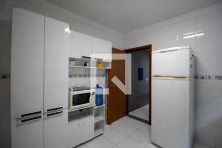 Casa para alugar com 110m², 3 quartos e 3 vagasCozinha