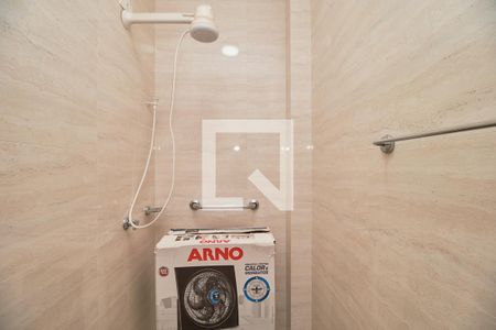 Apartamento à venda com 120m², 4 quartos e 1 vaga Apartamento à venda com 120m², 4 quartos e 1 vagaBanheiro de Serviço