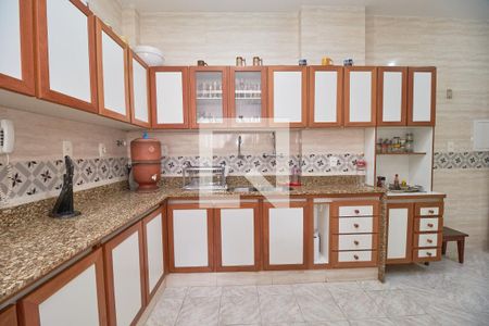 Apartamento à venda com 120m², 4 quartos e 1 vaga Apartamento à venda com 120m², 4 quartos e 1 vagaCozinha