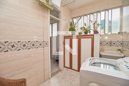 Apartamento à venda com 120m², 4 quartos e 1 vaga Apartamento à venda com 120m², 4 quartos e 1 vagaÁrea de Serviço