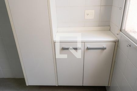Apartamento à venda com 63m², 3 quartos e 1 vagaÁrea de Serviço