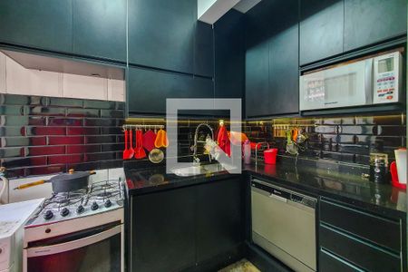 Cozinha de apartamento à venda com 1 quarto, 68m² em Sé, São Paulo