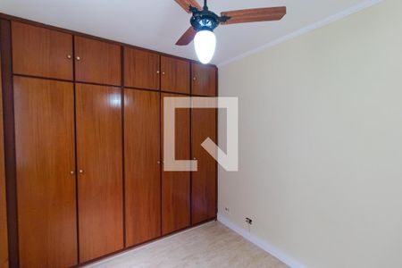Quarto 01 de apartamento para alugar com 3 quartos, 59m² em Jardim do Lago, Campinas