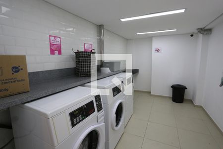 Apartamento à venda com 38m², 2 quartos e 1 vagaÁrea comum - Lavanderia