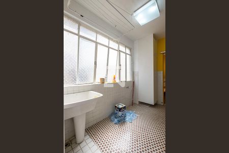 Apartamento à venda com 115m², 2 quartos e 1 vagaÁrea de Serviço