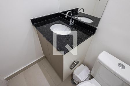 Banheiro de apartamento à venda com 1 quarto, 24m² em Pinheiros, São Paulo