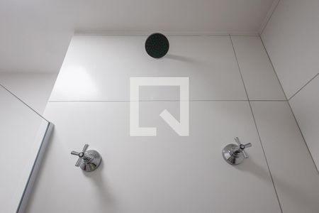 Banheiro de apartamento à venda com 1 quarto, 24m² em Pinheiros, São Paulo