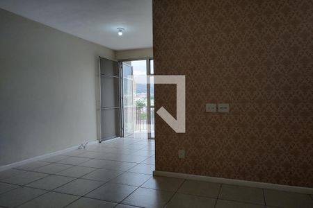 Sala de apartamento para alugar com 2 quartos, 70m² em Freguesia de Jacarepaguá, Rio de Janeiro