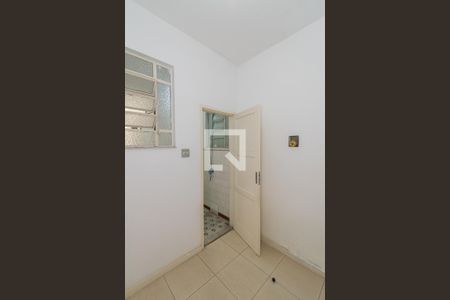 Apartamento para alugar com 70m², 2 quartos e sem vaga Apartamento para alugar com 70m², 2 quartos e sem vagaQuarto de Serviço