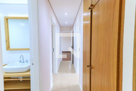 Apartamento à venda com 128m², 3 quartos e 2 vagasCorredor