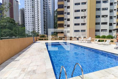 Apartamento à venda com 128m², 3 quartos e 2 vagasÁrea comum - Piscina