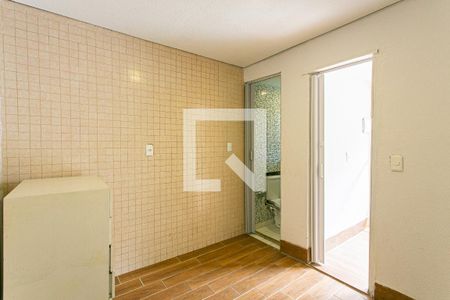 Quarto de casa para alugar com 1 quarto, 35m² em Vila Esperança, São Paulo