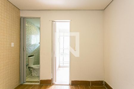 Quarto de casa para alugar com 1 quarto, 35m² em Vila Esperança, São Paulo