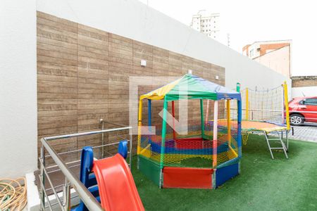 Apartamento à venda com 57m², 2 quartos e 1 vaga Apartamento à venda com 57m², 2 quartos e 1 vagaÁrea comum - Playground
