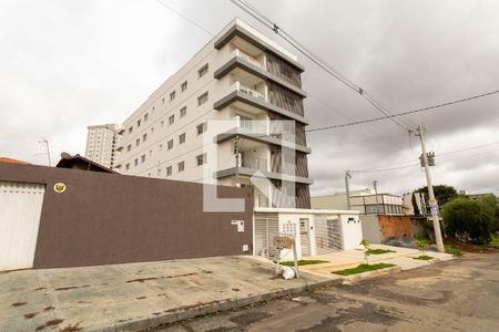 Fachada de apartamento à venda com 2 quartos, 57m² em Vila Rosa, Goiânia