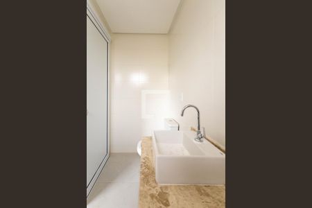 Apartamento à venda com 57m², 2 quartos e 1 vaga Apartamento à venda com 57m², 2 quartos e 1 vagaBanheiro da Suíte