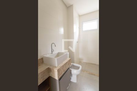 Apartamento à venda com 57m², 2 quartos e 1 vaga Apartamento à venda com 57m², 2 quartos e 1 vagaBanheiro