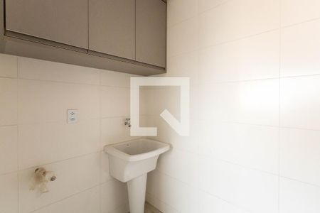 Apartamento à venda com 57m², 2 quartos e 1 vaga Apartamento à venda com 57m², 2 quartos e 1 vagaCozinha e Área de Serviço