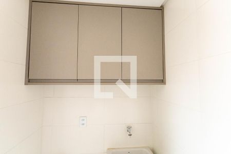 Apartamento à venda com 57m², 2 quartos e 1 vaga Apartamento à venda com 57m², 2 quartos e 1 vagaCozinha e Área de Serviço