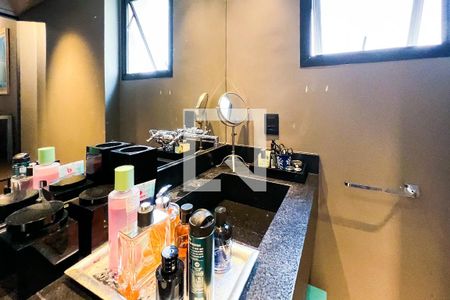 Apartamento à venda com 136m², 1 quarto e 1 vagaBanheiro 