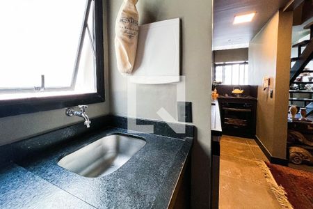 Apartamento à venda com 136m², 1 quarto e 1 vagaÁrea de Serviço