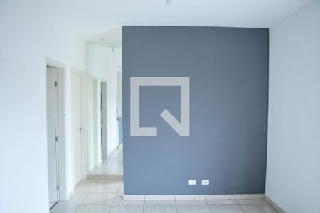 Sala de apartamento para alugar com 2 quartos, 50m² em Jardim Araruama, Cotia
