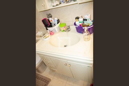 Casa à venda com 140m², 3 quartos e 2 vagasBanheiro 2