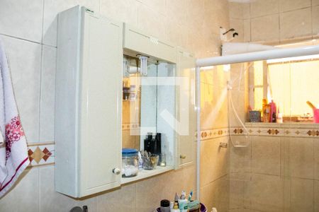 Casa à venda com 140m², 3 quartos e 2 vagasBanheiro 2