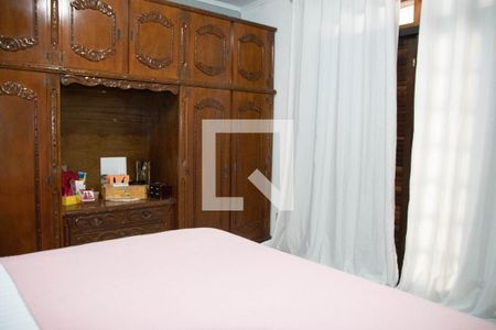 Casa à venda com 140m², 3 quartos e 2 vagasQuarto 3