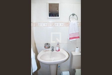 Casa à venda com 140m², 3 quartos e 2 vagasBanheiro de serviço