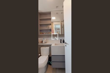 Apartamento para alugar com 136m², 3 quartos e 3 vagas Apartamento para alugar com 136m², 3 quartos e 3 vagasBanheiro da Suíte master