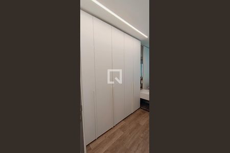 Apartamento para alugar com 136m², 3 quartos e 3 vagas Apartamento para alugar com 136m², 3 quartos e 3 vagasSuíte master