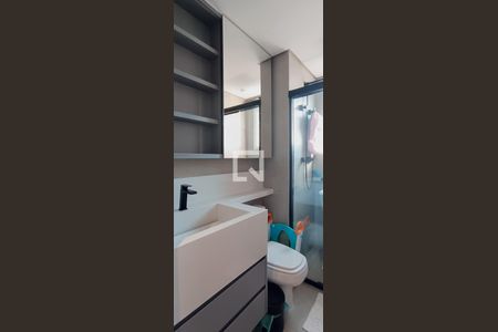 Apartamento para alugar com 136m², 3 quartos e 3 vagas Apartamento para alugar com 136m², 3 quartos e 3 vagasBanheiro da Suíte 3