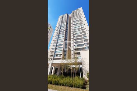 Apartamento para alugar com 136m², 3 quartos e 3 vagas Apartamento para alugar com 136m², 3 quartos e 3 vagasFachada