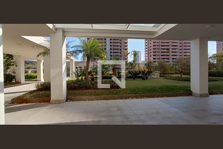 Apartamento para alugar com 136m², 3 quartos e 3 vagas Apartamento para alugar com 136m², 3 quartos e 3 vagasFachada