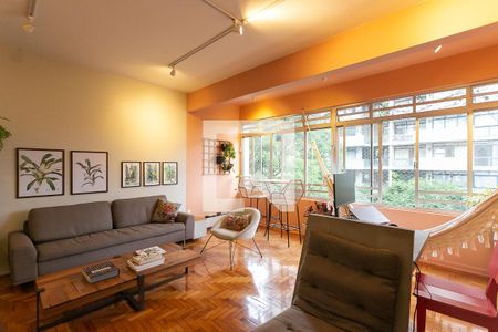Sala de apartamento à venda com 3 quartos, 104m² em Cerqueira César, São Paulo