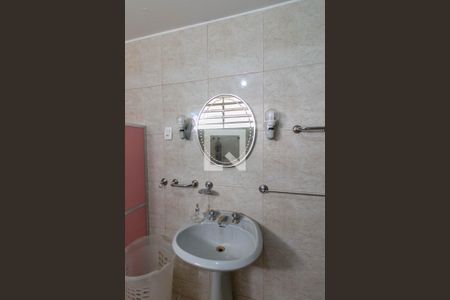 Banheiro Social de casa para alugar com 4 quartos, 253m² em Serra, Belo Horizonte